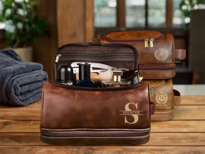 Personalized Travel Leather Toiletry Bag for Men, Custom Waterproof Toiletry Bag, Gift for Men Dad Husband Lover, Hanging Travel Bag